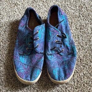 Blue Patterned Casual Shoes
